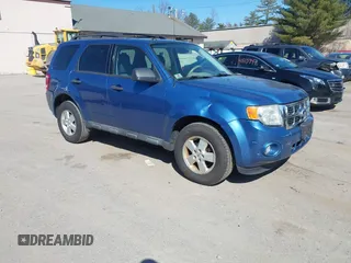 2010 Ford Escape XLT with VIN 1FMCU0D79AKB07543, listed as a IAAI auction lot 41846743 with 165,883 mi miles. Bid and sale history available at carsss.com. Image 1.