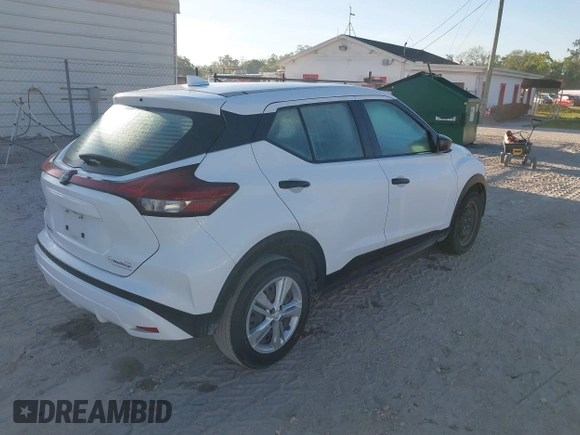 2022 Nissan Kicks S with VIN 3N1CP5BV5NL518813, listed as a IAAI auction lot 41693543 with 53,697 mi miles. Bid and sale history available at carsss.com. Image 4.