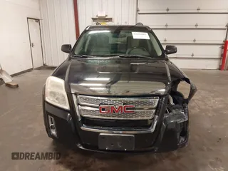 2011 GMC Terrain SLT-1 z VIN 2CTALUEC2B6472429, wystawiony jako IAAI lot #42604083 z przebiegiem 187 766 mil mil oraz . Historia ofert i sprzedaży dostępna na DreamBid. Obrazek 13.