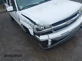 2002 Chevrolet Suburban LT with VIN 1GNFK16Z02J124869, listed as a IAAI auction lot 41865601 with 1 mi miles. Bid and sale history available at carsss.com. Image 6.