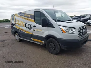 2019 Ford Transit z VIN 1FTYR1ZM4KKA54929, wystawiony jako IAAI lot #42174673 z przebiegiem 173 677 mil mil oraz . Historia ofert i sprzedaży dostępna na DreamBid. Obrazek 1.