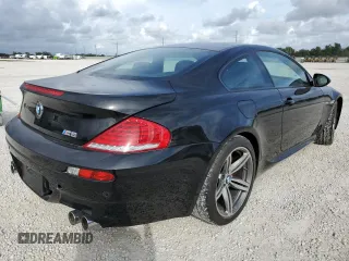 2010 BMW M6 z VIN WBSEH9C53ACY25369, wystawiony jako Copart lot #35884113 z przebiegiem 45 052 mil mil oraz Szkoda całkowita • Salvage title. Historia ofert i sprzedaży dostępna na DreamBid. Obrazek 3.