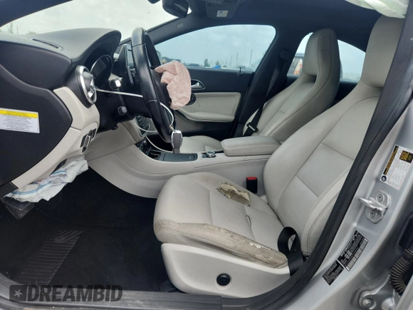 2014 Mercedes-Benz CLA 250 with VIN WDDSJ4EB8EN038969, listed as a Copart auction lot 62115635 with 101,368 mi miles and Salvage title. Bid and sale history available at DreamBid. Image 7.