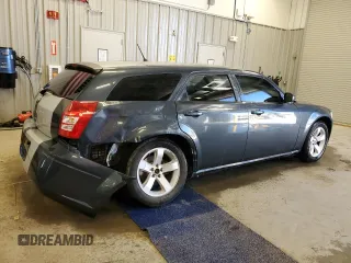 2008 Dodge Magnum z VIN 2D4FV47T68H130460, wystawiony jako Copart lot #50077235 z przebiegiem 135 648 mil mil oraz Czysty tytuł • Clean title. Historia ofert i sprzedaży dostępna na DreamBid. Obrazek 3.