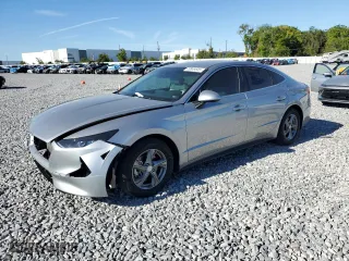 2021 Hyundai Sonata SE with VIN 5NPEG4JAXMH116931, listed as a Copart auction lot 49949535 with 31,561 mi miles and Salvage Title. Bid and sale history available at carsss.com. Image 1.
