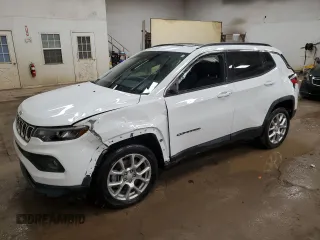 2023 Jeep Compass Latitude Lux с VIN 3C4NJDFN0PT559414, выставлен на аукционе Copart как лот 48140005 с пробегом 21 559 миль миль и Списание • Salvage title. История ставок и продаж доступна на DreamBid. Изображение 1.