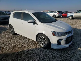 2019 Chevrolet Sonic LT with VIN 1G1JD6SB3K4114377, listed as a Copart auction lot 82630594 with 120,916 mi miles and Salvage title. Bid and sale history available at DreamBid. Image 4.