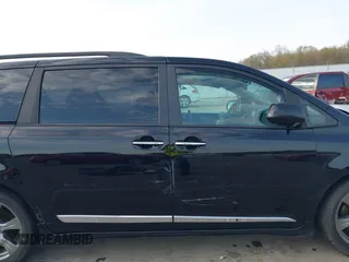 2017 Toyota Sienna SE with VIN 5TDXZ3DC5HS784243, listed as a IAAI auction lot 42040634 with 172,535 mi miles and . Bid and sale history available at DreamBid. Image 14.