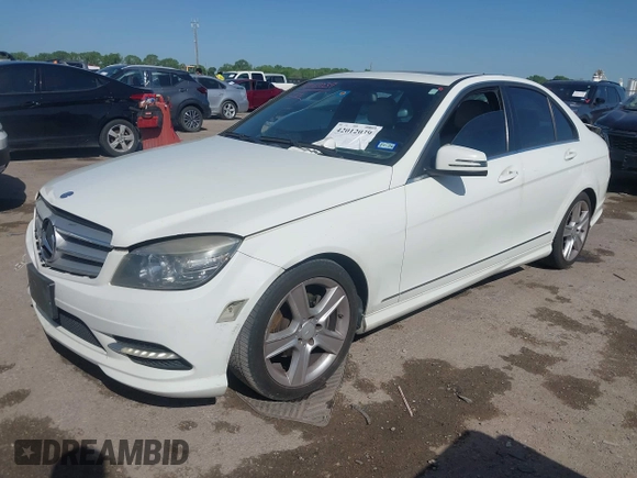 2011 Mercedes-Benz C 300 Sport с VIN WDDGF5EB2BA523947, выставлен на аукционе IAAI как лот 42012039 с пробегом 230 948 миль миль и . История ставок и продаж доступна на DreamBid. Изображение 17.