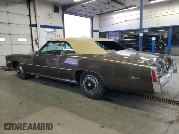 1976 Cadillac Eldorado z VIN 6L67S6Q235270, wystawiony jako Copart lot #80518554 z przebiegiem 4 944 mil mil oraz Szkoda całkowita • Salvage title. Historia ofert i sprzedaży dostępna na DreamBid. Obrazek 2.