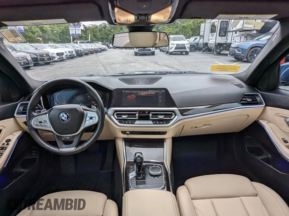 2021 BMW 3 Series 330i xDrive with VIN WBA5R7C05MFL07633, listed as a Copart auction lot 44218855 with 33,325 mi miles and Clean Title. Bid and sale history available at carsss.com. Image 9.