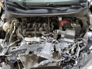 2021 Nissan Versa SV with VIN 3N1CN8EV5ML835699, listed as a Copart auction lot 60232705 with 84,306 mi miles and Salvage title. Bid and sale history available at DreamBid. Image 11.