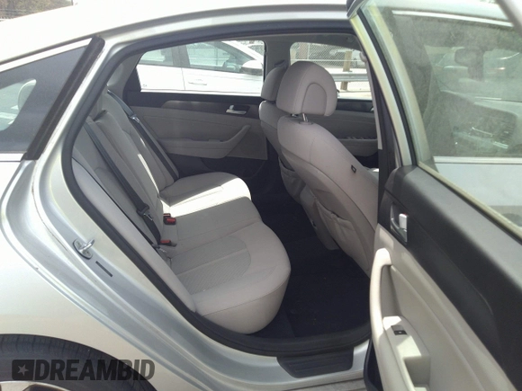 2015 Hyundai Sonata Limited with VIN 5NPE34AF8FH084569, listed as a IAAI auction lot 41914841 with 94,685 mi miles and . Bid and sale history available at carsss.com. Image 8.