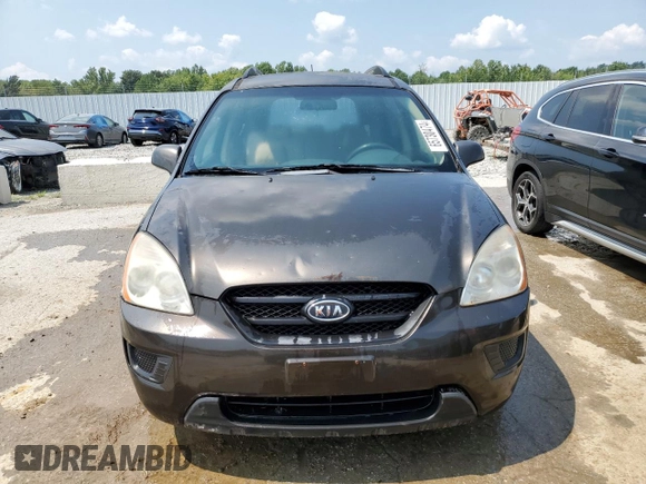 2009 Kia Rondo LX Base with VIN KNAFG528697266422, listed as a Copart auction lot 65730474 with 175,649 mi miles and Non Repairable. Bid and sale history available at carsss.com. Image 5.
