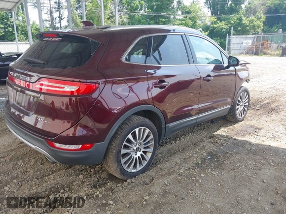 2017 Lincoln MKC Reserve с VIN 5LMCJ3D97HUL30963, выставлен на аукционе IAAI как лот 42502238 с пробегом 51 038 миль миль и . История ставок и продаж доступна на DreamBid. Изображение 4.