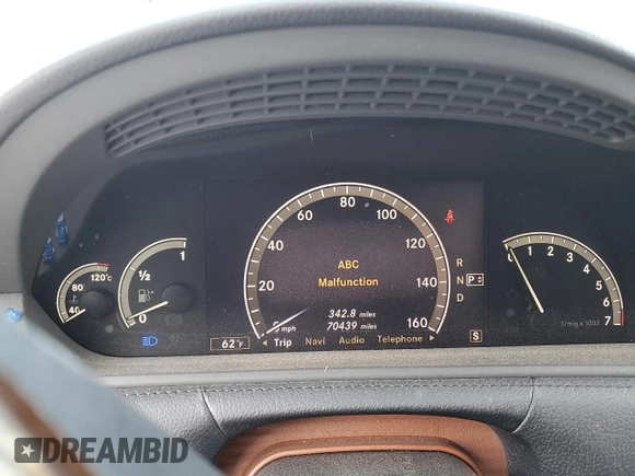2007 Mercedes-Benz CL 550 z VIN WDDEJ71X27A003919, wystawiony jako Copart lot #47253785 z przebiegiem 70 439 mil mil oraz Szkoda całkowita • Salvage title. Historia ofert i sprzedaży dostępna na DreamBid. Obrazek 9.