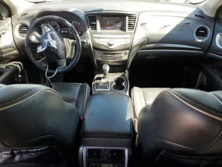 2019 Infiniti QX60 Luxe with VIN 5N1DL0MM7KC526872, listed as a Copart auction lot 43431365 with 123,058 mi miles and Salvage Title. Bid and sale history available at DreamBid. Image 8.