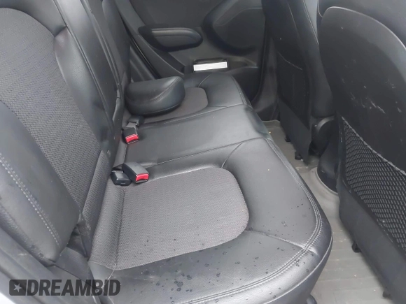 2011 Hyundai Tucson Limited with VIN KM8JUCAC9BU200367, listed as a IAAI auction lot 41867617 with 228,456 mi miles and . Bid and sale history available at DreamBid. Image 8.