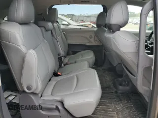 2021 Toyota Sienna XLE z VIN 5TDYRKEC0MS066655, wystawiony jako Copart lot #50241905 z przebiegiem 99 066 mil mil oraz Szkoda całkowita • Salvage title. Historia ofert i sprzedaży dostępna na DreamBid. Obrazek 12.