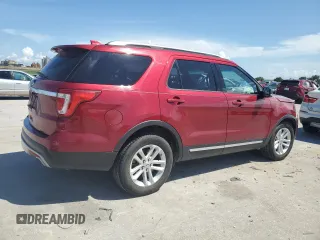 2017 Ford Explorer XLT with VIN 1FM5K7D80HGA31658, listed as a Copart auction lot 62325715 with 108,937 mi miles and Salvage title. Bid and sale history available at DreamBid. Image 3.