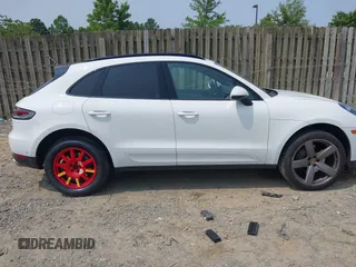 2019 Porsche Macan S с VIN WP1AB2A52KLB32441, выставлен на аукционе IAAI как лот 42388548 с пробегом 44 359 миль миль и . История ставок и продаж доступна на DreamBid. Изображение 13.