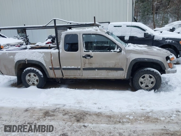 2004 Chevrolet Colorado LS Z71 with VIN 1GCDT196848174976, listed as a IAAI auction lot 41465139 with 185,149 mi miles. Bid and sale history available at carsss.com. Image 14.