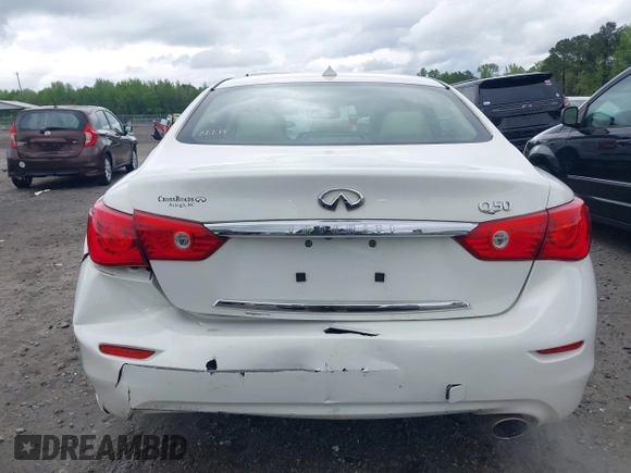 2014 Infiniti Q50 Premium with VIN JN1BV7AP3EM674807, listed as a IAAI auction lot 42003949 with 138,454 mi miles. Bid and sale history available at carsss.com. Image 6.
