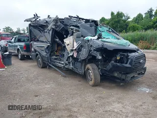 2018 Ford Transit с VIN 1FTYR2CM1JKA03238, выставлен на аукционе IAAI как лот 42427850 с пробегом Не указан миль и . История ставок и продаж доступна на DreamBid. Изображение 1.