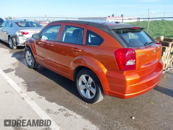 2011 Dodge Caliber Mainstreet z VIN 1B3CB3HA5BD297950, wystawiony jako IAAI lot #42073342 z przebiegiem 155 421 mil mil oraz . Historia ofert i sprzedaży dostępna na DreamBid. Obrazek 3.