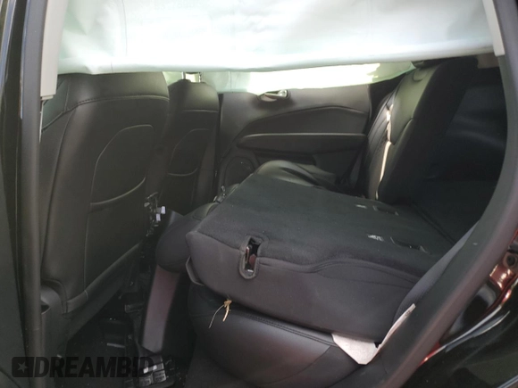 2019 Jeep Compass Latitude z VIN 3C4NJDBB5KT713992, wystawiony jako Copart lot #64503495 z przebiegiem 99 097 mil mil oraz Szkoda całkowita • Salvage title. Historia ofert i sprzedaży dostępna na DreamBid. Obrazek 11.