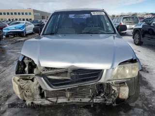 1998 Honda CR-V LX with VIN JHLRD2842WC011221, listed as a Copart auction lot 88162565 with 201,069 mi miles and Salvage Title. Bid and sale history available at carsss.com. Image 5.