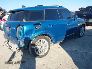 2022 MINI Countryman Oxford Edition with VIN WMZ23BR01N3N71629, listed as a IAAI auction lot 41646413 with 69,049 mi miles and . Bid and sale history available at DreamBid. Image 4.