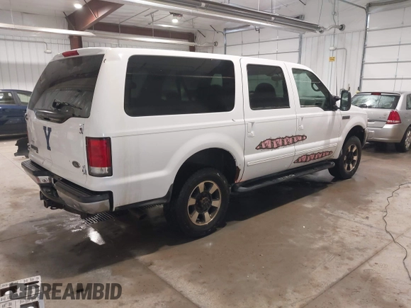 2000 Ford Excursion XLT with VIN 1FMNU41S1YEB10342, listed as a IAAI auction lot 42068928 with 202,584 mi miles and . Bid and sale history available at DreamBid. Image 4.