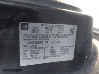 2011 Chevrolet Silverado 1500 LT with VIN 1GCRCSE09BZ421152, listed as a IAAI auction lot 41656671 with 272,927 mi miles. Bid and sale history available at carsss.com. Image 9.