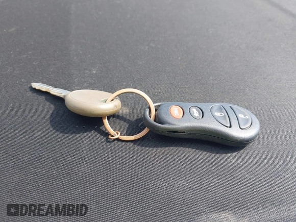 2005 Chrysler PT Cruiser Touring с VIN 3C3EY55E95T614947, выставлен на аукционе IAAI как лот 42642498 с пробегом 92 095 миль миль и . История ставок и продаж доступна на DreamBid. Изображение 11.