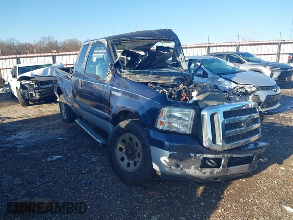 2005 Ford F-250 XL z VIN 1FTNX20555EB77243, wystawiony jako IAAI lot #41095006 z przebiegiem Nie podano mil oraz . Historia ofert i sprzedaży dostępna na DreamBid. Obrazek 1.