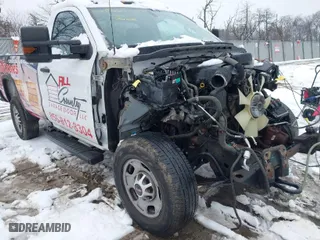2016 GMC Sierra 2500HD with VIN 1GT02REG9GZ427283, listed as a IAAI auction lot 41513132 with 100,193 mi miles. Bid and sale history available at carsss.com. Image 17.
