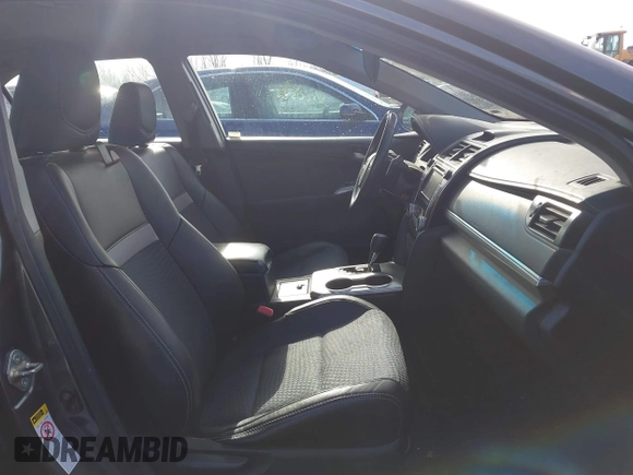 2012 Toyota Camry L with VIN 4T1BF1FK9CU201538, listed as a IAAI auction lot 41843296 with 136,902 mi miles. Bid and sale history available at carsss.com. Image 5.