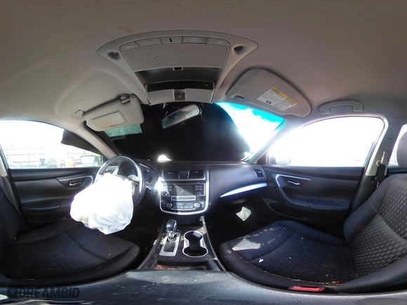 2018 Nissan Altima 2.5 SR with VIN 1N4AL3APXJC123240, listed as a IAAI auction lot 41808689 with 111,920 mi miles. Bid and sale history available at carsss.com. Image 19.