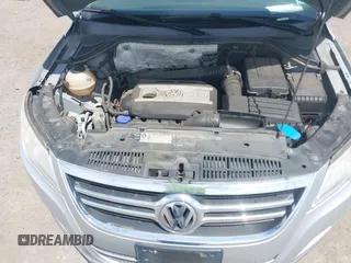 2011 Volkswagen Tiguan SE with VIN WVGBV7AX4BW532488, listed as a IAAI auction lot 42084347 with 107,529 mi miles and . Bid and sale history available at DreamBid. Image 10.