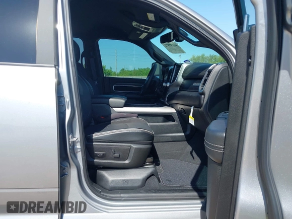 2024 Ram 2500 Laramie with VIN 3C6UR5FL5RG231403, listed as a IAAI auction lot 41995872 with 10,931 mi miles and . Bid and sale history available at DreamBid. Image 5.
