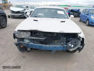 2014 Dodge Challenger SXT with VIN 2C3CDYAG0EH247473, listed as a IAAI auction lot 41358476 with 86,818 mi miles. Bid and sale history available at carsss.com. Image 6.