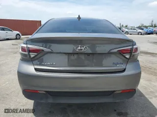 2017 Hyundai Sonata Hybrid Limited with VIN KMHE34L34HA071262, listed as a Copart auction lot 52198895 with 136,943 mi miles and Salvage Title. Bid and sale history available at carsss.com. Image 6.