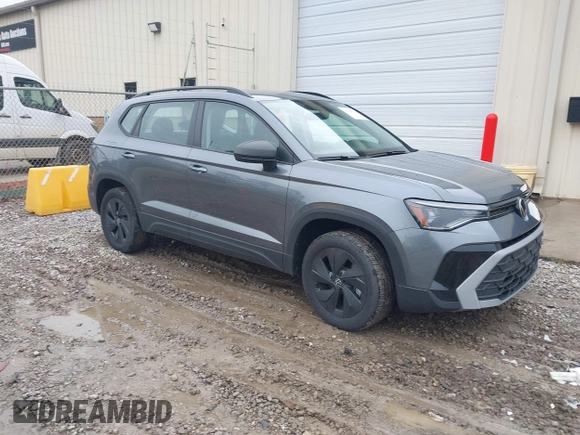 2025 Volkswagen Taos z VIN 3VV5C7B24SM004848, wystawiony jako IAAI lot #42118721 z przebiegiem 6378 mil mil oraz . Historia ofert i sprzedaży dostępna na DreamBid. Obrazek 1.