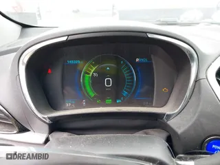 2017 Chevrolet Volt Premier with VIN 1G1RD6S57HU119829, listed as a IAAI auction lot 41992670 with 145,325 mi miles. Bid and sale history available at carsss.com. Image 7.