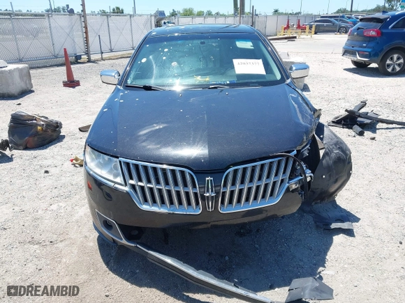 2011 Lincoln MKZ with VIN 3LNHL2GC9BR763431, listed as a IAAI auction lot 42037377 with 331,415 mi miles. Bid and sale history available at carsss.com. Image 12.