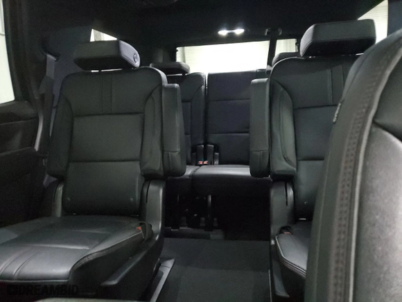 2022 Chevrolet Tahoe RST with VIN 1GNSKRKD5NR297672, listed as a Copart auction lot 48493325 with 34,989 mi miles and Salvage Title. Bid and sale history available at carsss.com. Image 10.