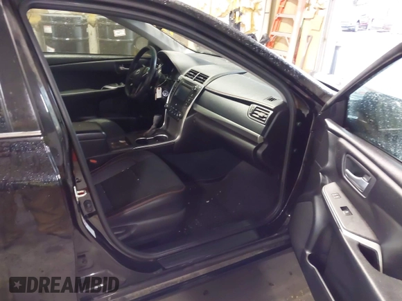 2017 Toyota Camry XLE z VIN 4T1BF1FK3HU438145, wystawiony jako IAAI lot #41928060 z przebiegiem 31 413 mil mil oraz . Historia ofert i sprzedaży dostępna na DreamBid. Obrazek 5.