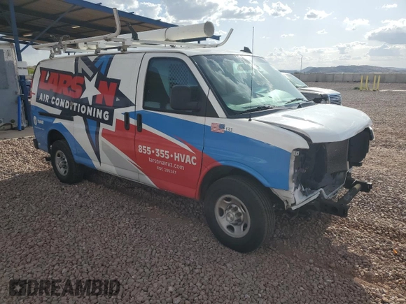 2022 Chevrolet Express Cargo z VIN 1GCWGAFP2N1291652, wystawiony jako Copart lot #63129415 z przebiegiem 51 110 mil mil oraz Szkoda całkowita • Salvage title. Historia ofert i sprzedaży dostępna na DreamBid. Obrazek 4.