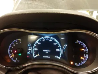 2018 Jeep Grand Cherokee Laredo E with VIN 1C4RJFAG5JC417701, listed as a IAAI auction lot 42001159 with 110,767 mi miles and . Bid and sale history available at DreamBid. Image 7.